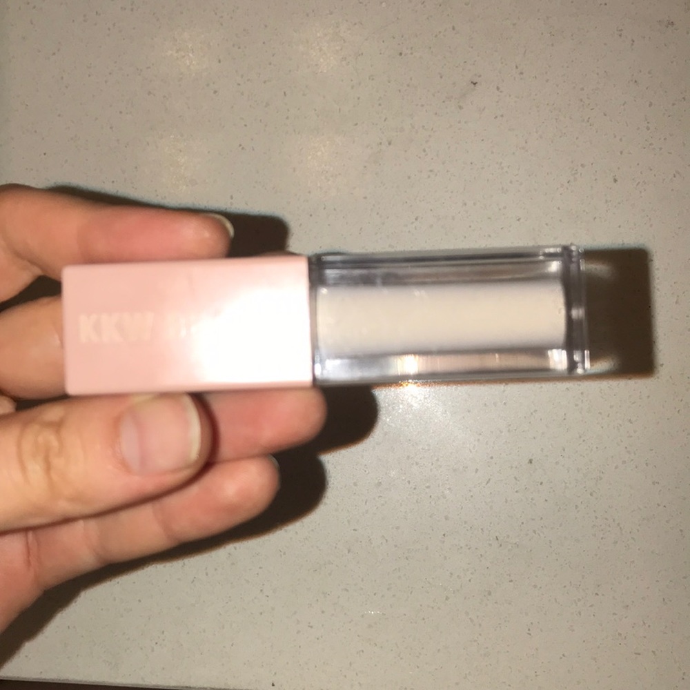 KKW Concealer #1